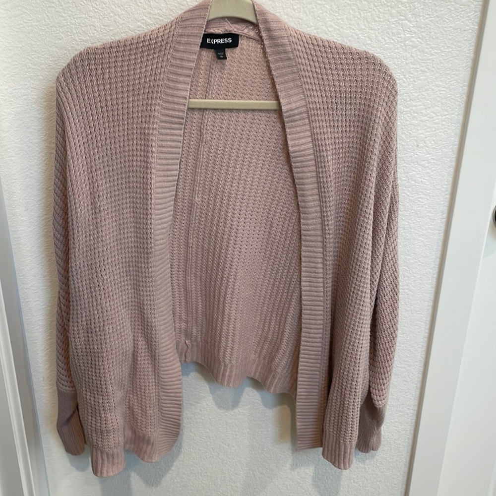 Express cardigan . Size medium. Color dusty pink.